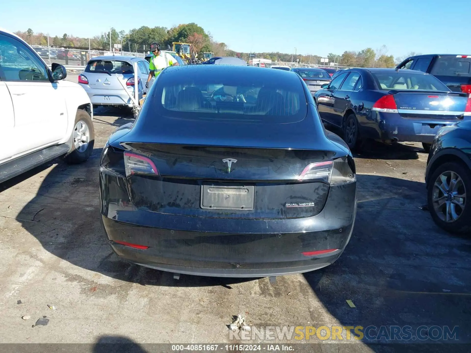 15 fotografías del automóvil dañado 5YJ3E1EB6KF385566 TESLA MODEL 3 2019