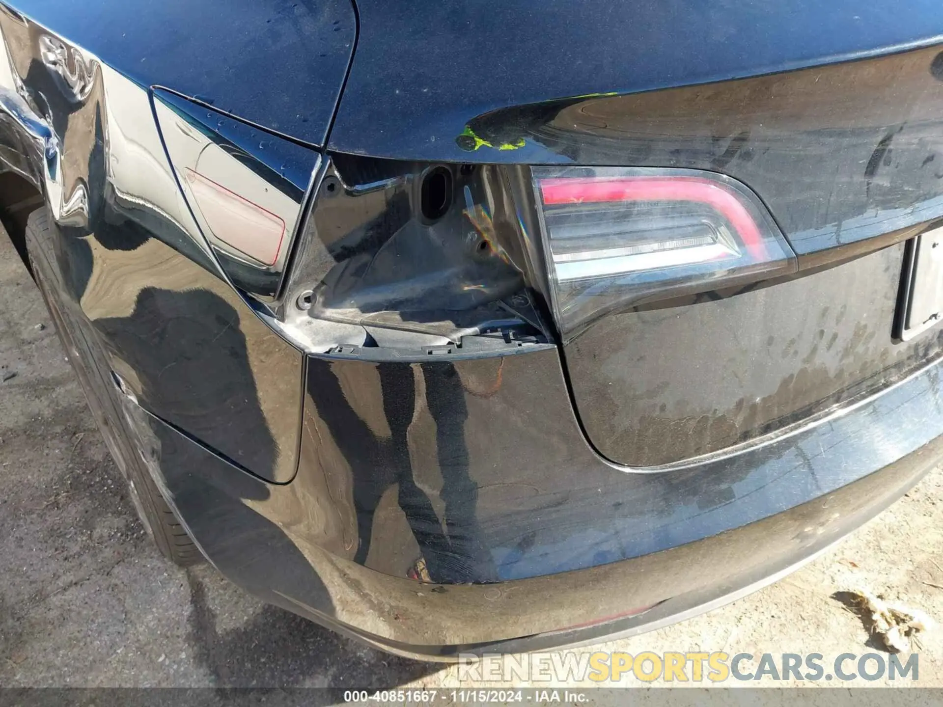 18 fotografías del automóvil dañado 5YJ3E1EB6KF385566 TESLA MODEL 3 2019
