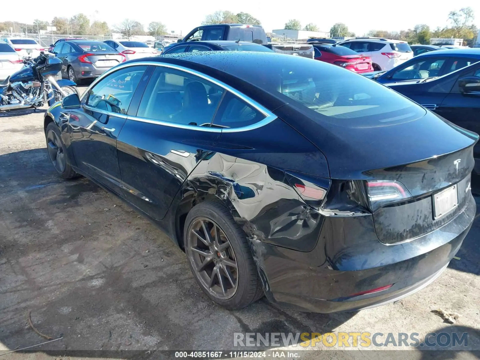 3 fotografías del automóvil dañado 5YJ3E1EB6KF385566 TESLA MODEL 3 2019