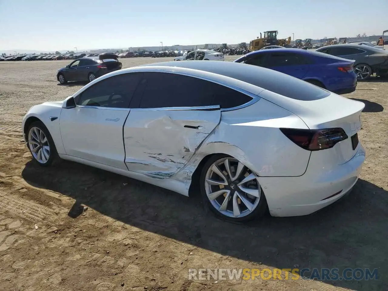 2 fotografías del automóvil dañado 5YJ3E1EB6KF390105 TESLA MODEL 3 2019