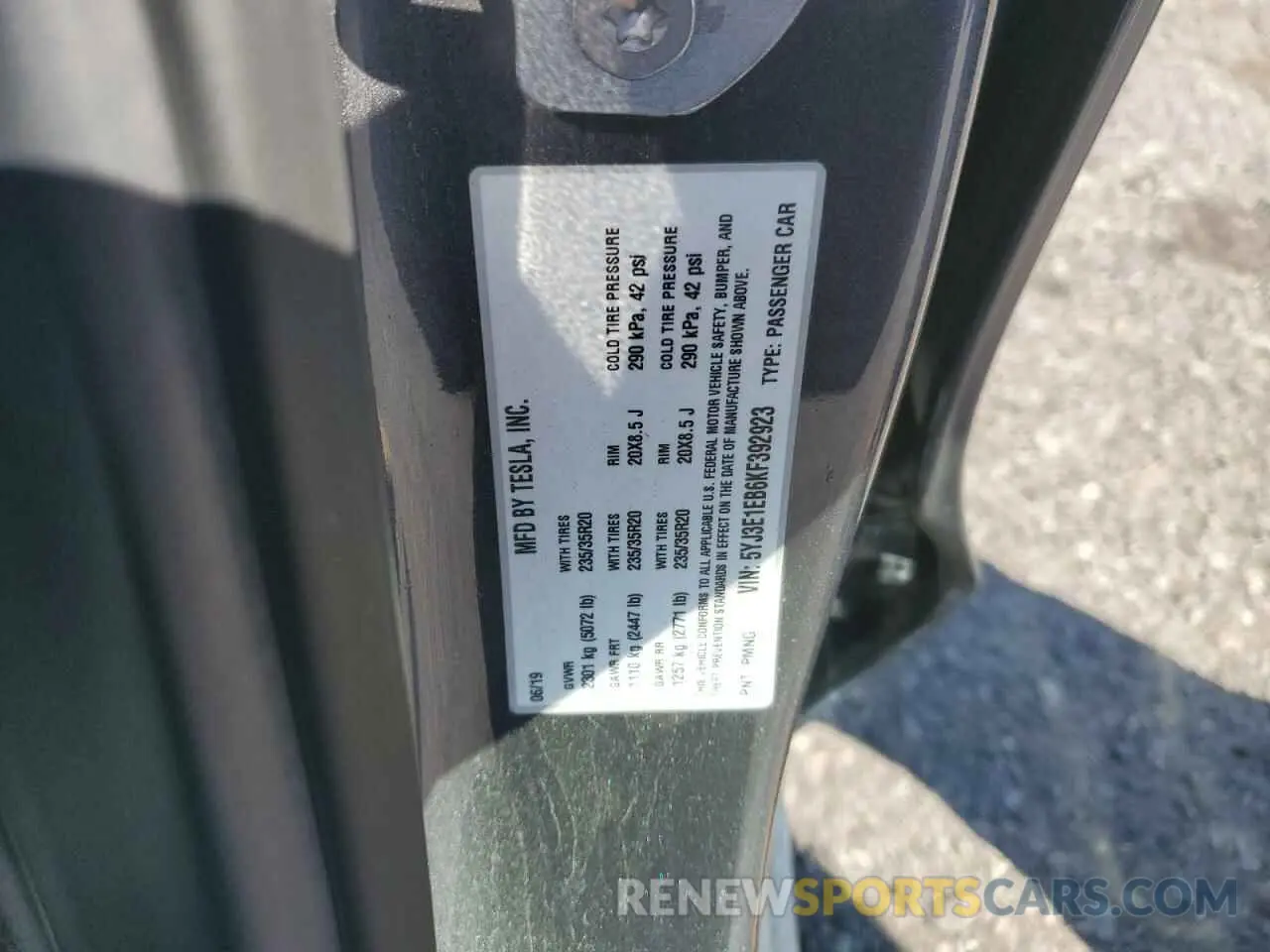 10 fotografías del automóvil dañado 5YJ3E1EB6KF392923 TESLA MODEL 3 2019