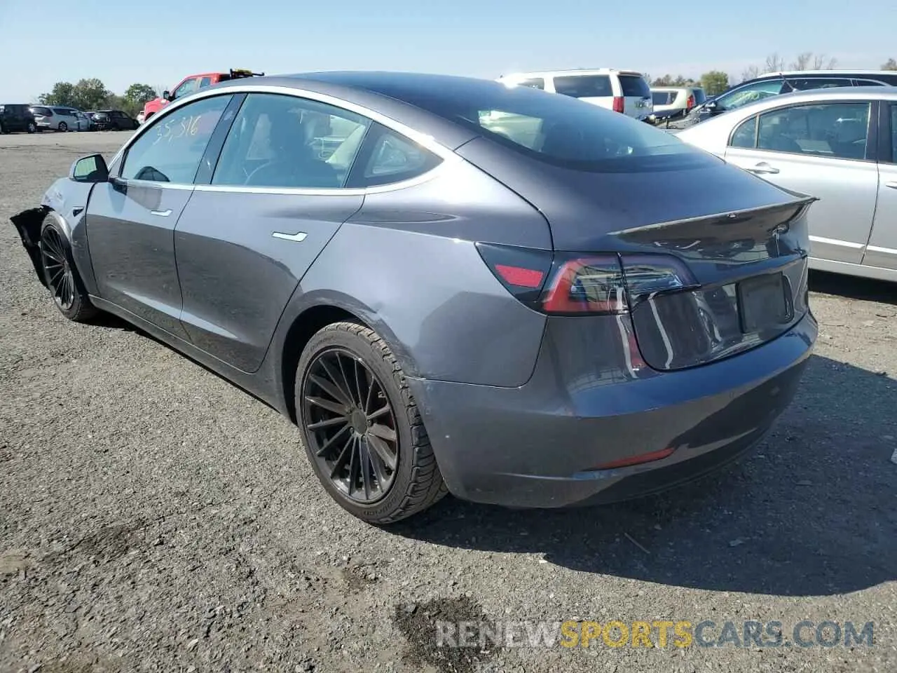 3 fotografías del automóvil dañado 5YJ3E1EB6KF392923 TESLA MODEL 3 2019