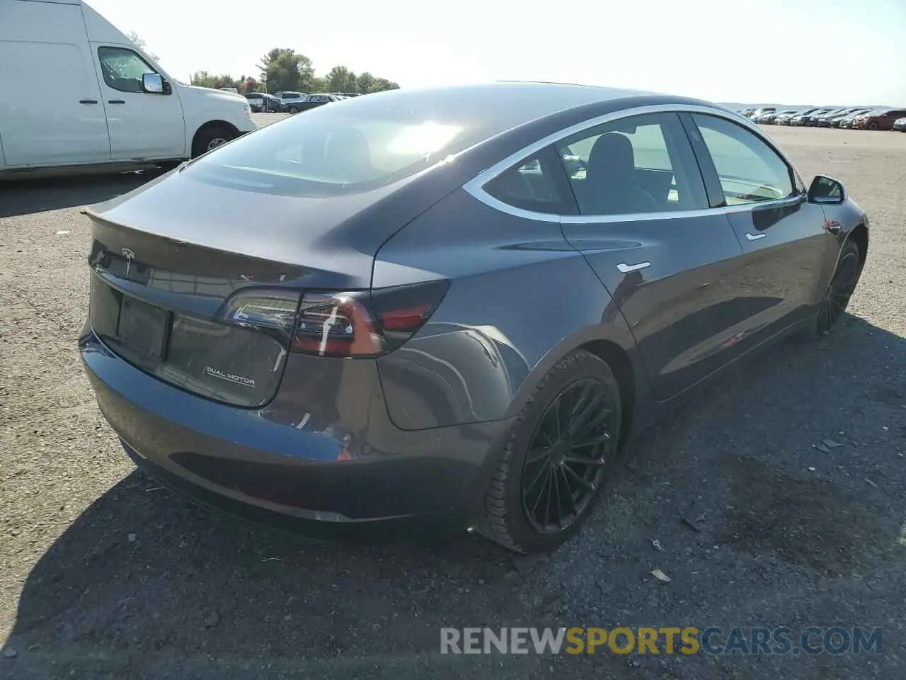 4 fotografías del automóvil dañado 5YJ3E1EB6KF392923 TESLA MODEL 3 2019