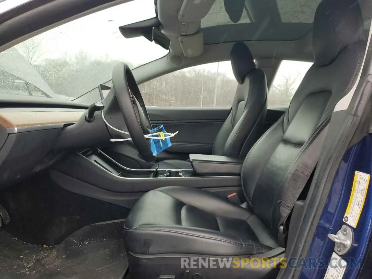 7 fotografías del automóvil dañado 5YJ3E1EB6KF452747 TESLA MODEL 3 2019