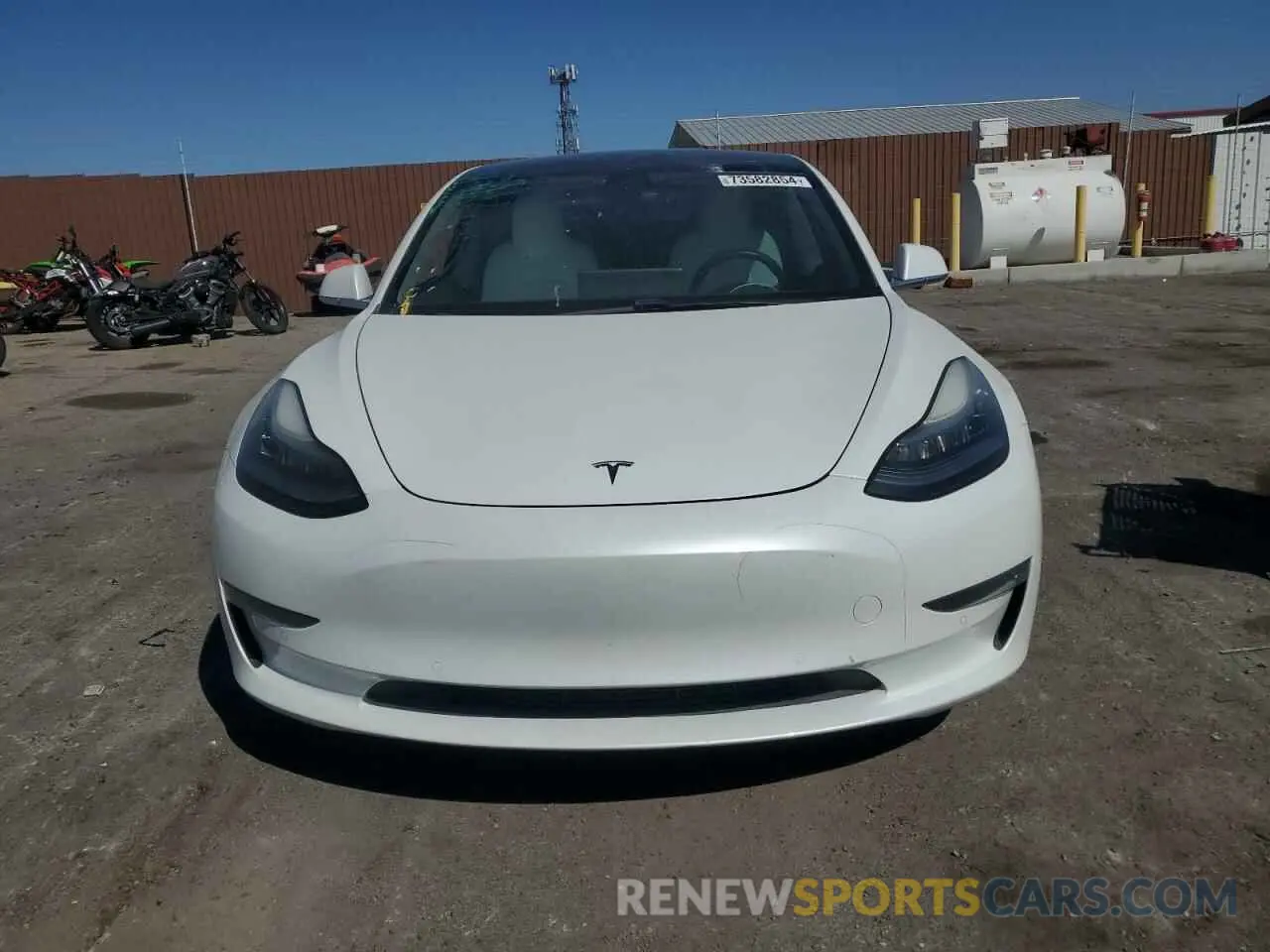 5 fotografías del automóvil dañado 5YJ3E1EB6KF454997 TESLA MODEL 3 2019