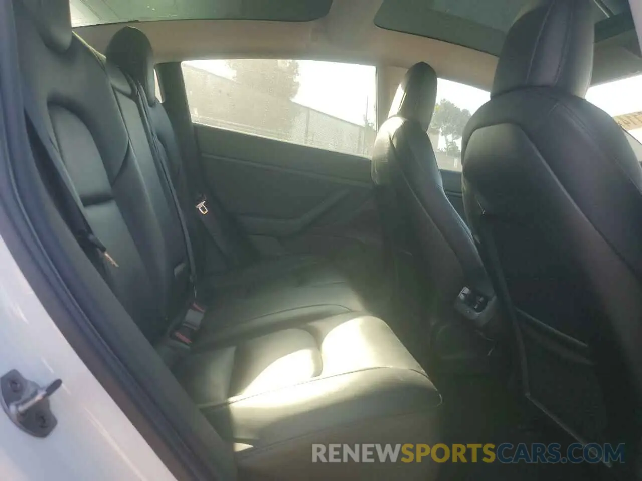 10 fotografías del automóvil dañado 5YJ3E1EB6KF487143 TESLA MODEL 3 2019