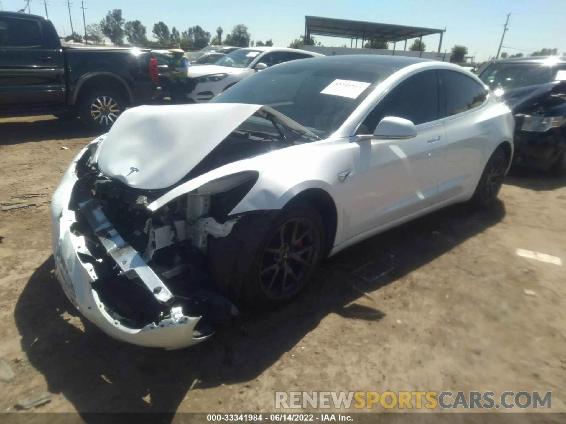 2 fotografías del automóvil dañado 5YJ3E1EB6KF513207 TESLA MODEL 3 2019