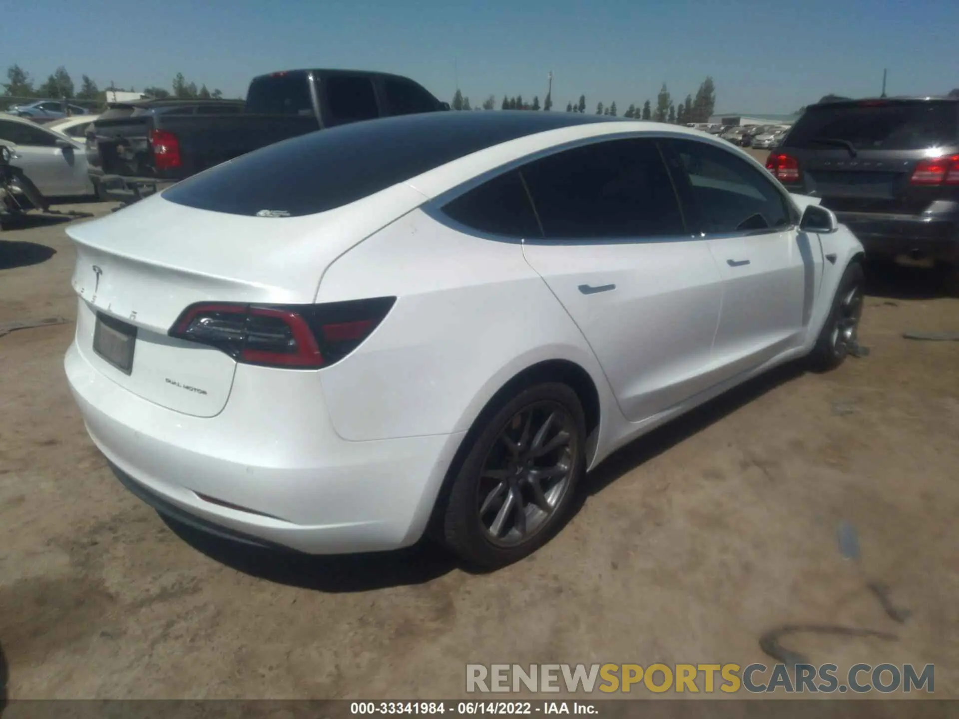 4 fotografías del automóvil dañado 5YJ3E1EB6KF513207 TESLA MODEL 3 2019