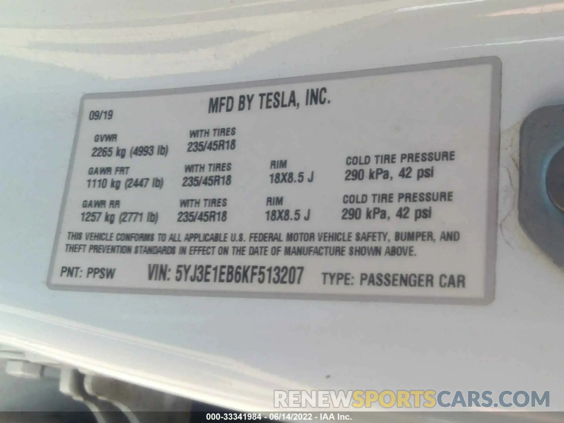 9 fotografías del automóvil dañado 5YJ3E1EB6KF513207 TESLA MODEL 3 2019