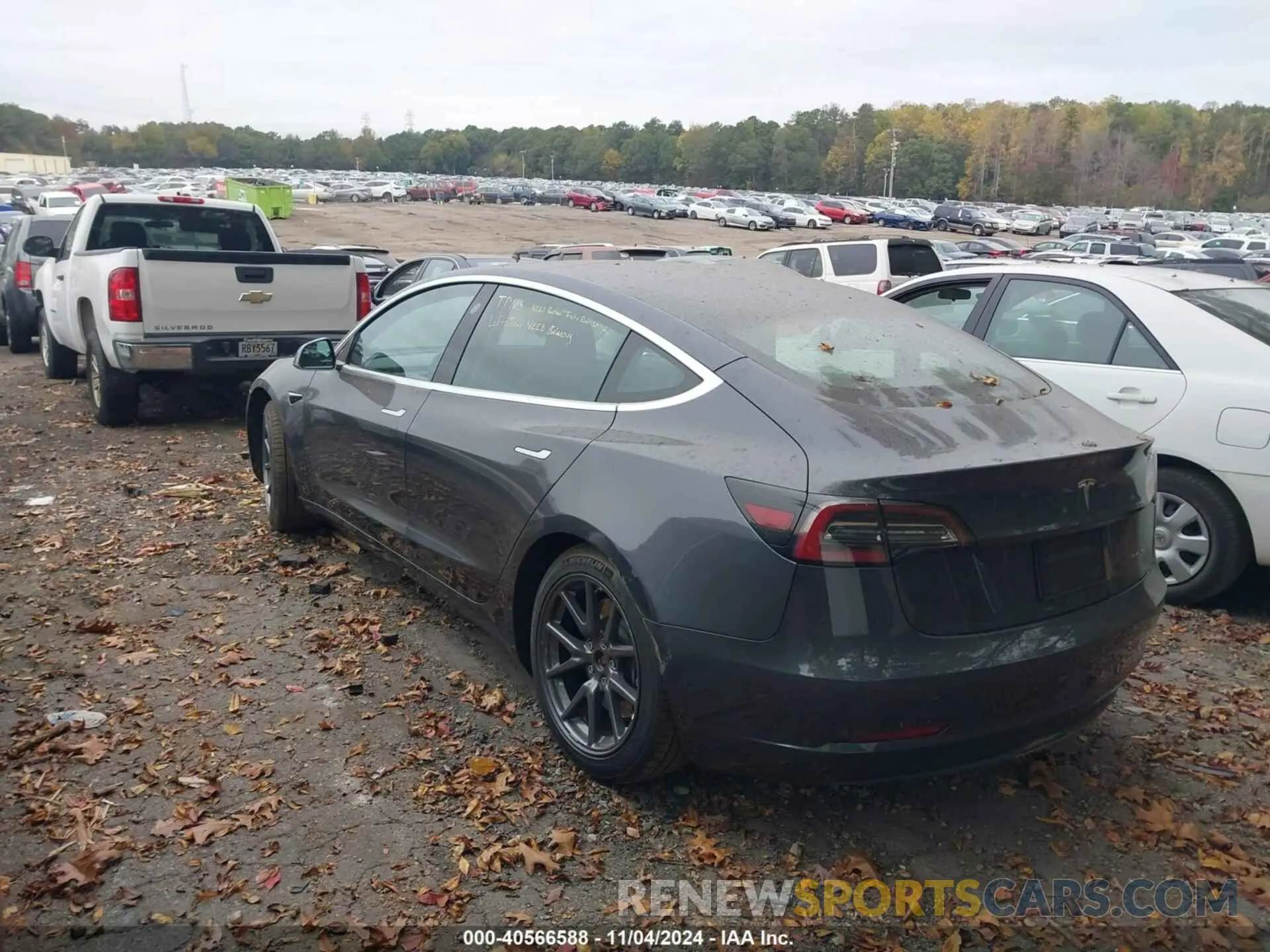 3 fotografías del automóvil dañado 5YJ3E1EB6KF520741 TESLA MODEL 3 2019