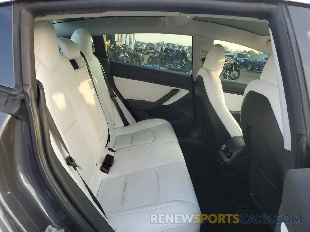 10 fotografías del automóvil dañado 5YJ3E1EB7KF192259 TESLA MODEL 3 2019