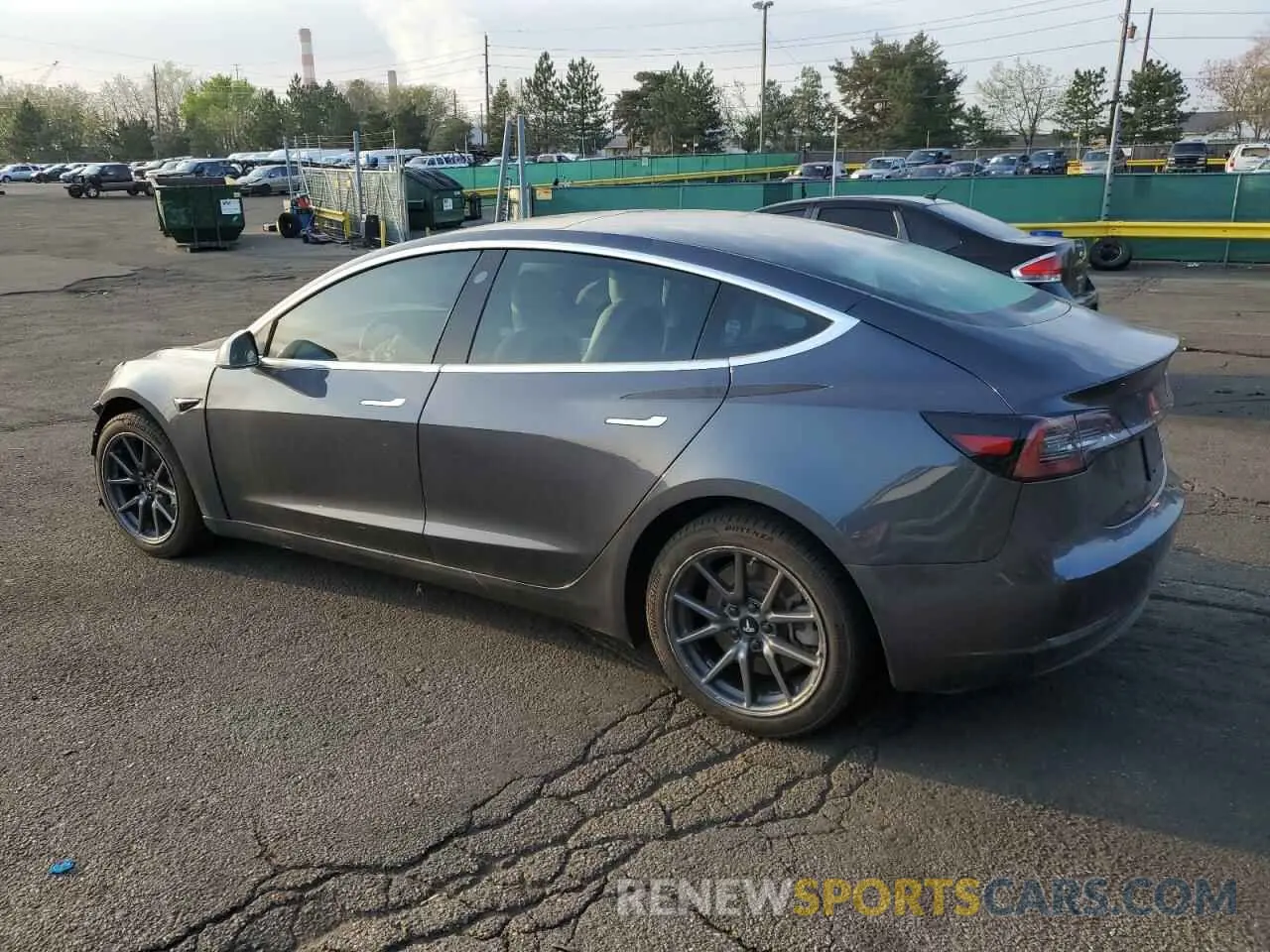 2 fotografías del automóvil dañado 5YJ3E1EB7KF192259 TESLA MODEL 3 2019