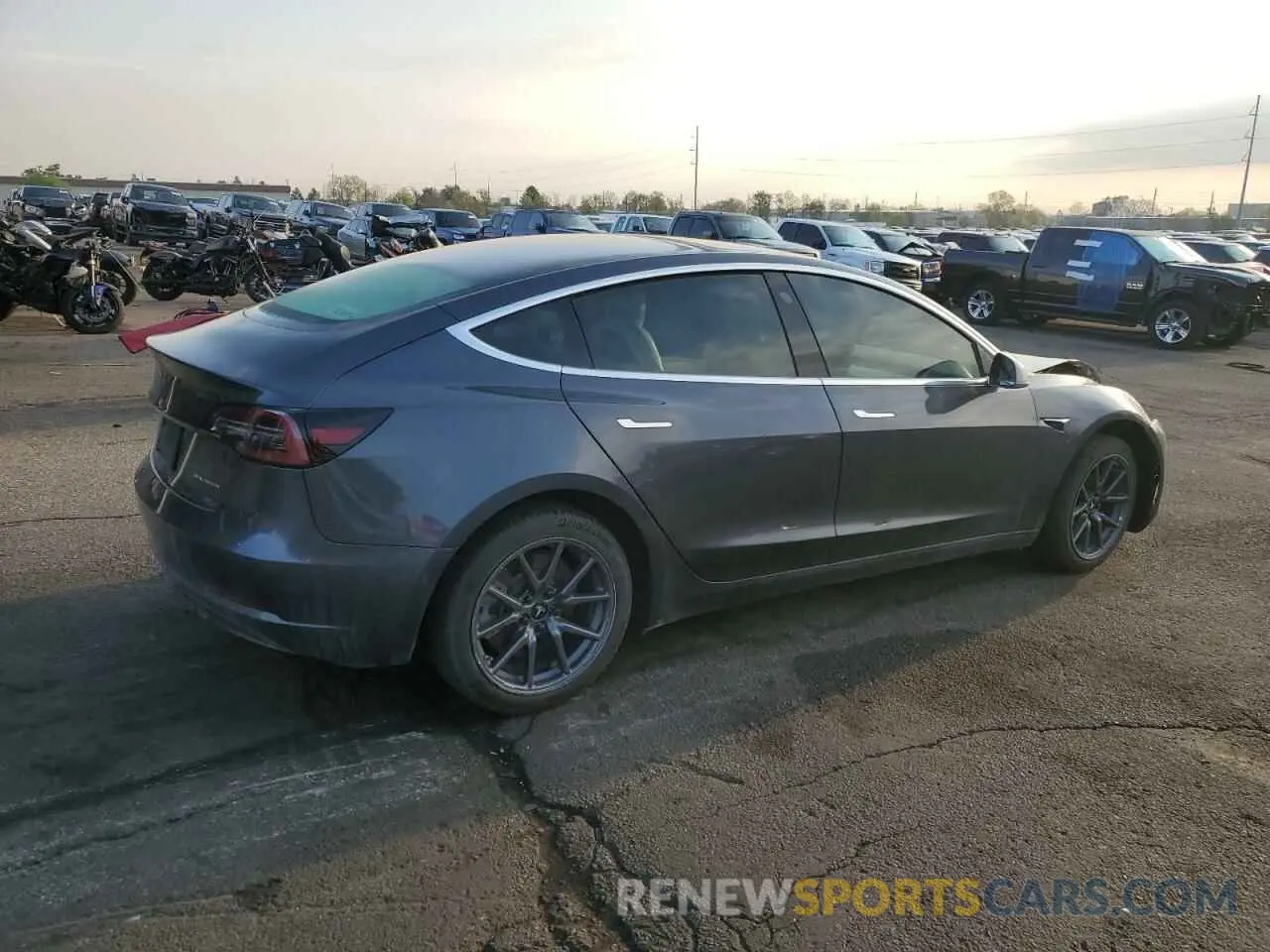 3 fotografías del automóvil dañado 5YJ3E1EB7KF192259 TESLA MODEL 3 2019