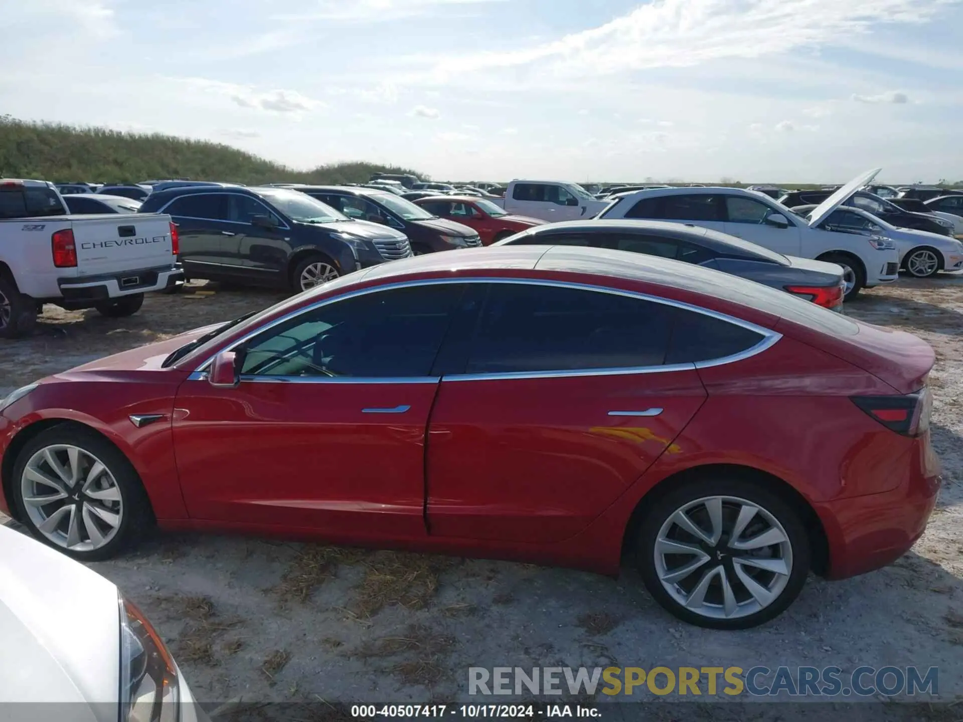 13 fotografías del automóvil dañado 5YJ3E1EB7KF194660 TESLA MODEL 3 2019