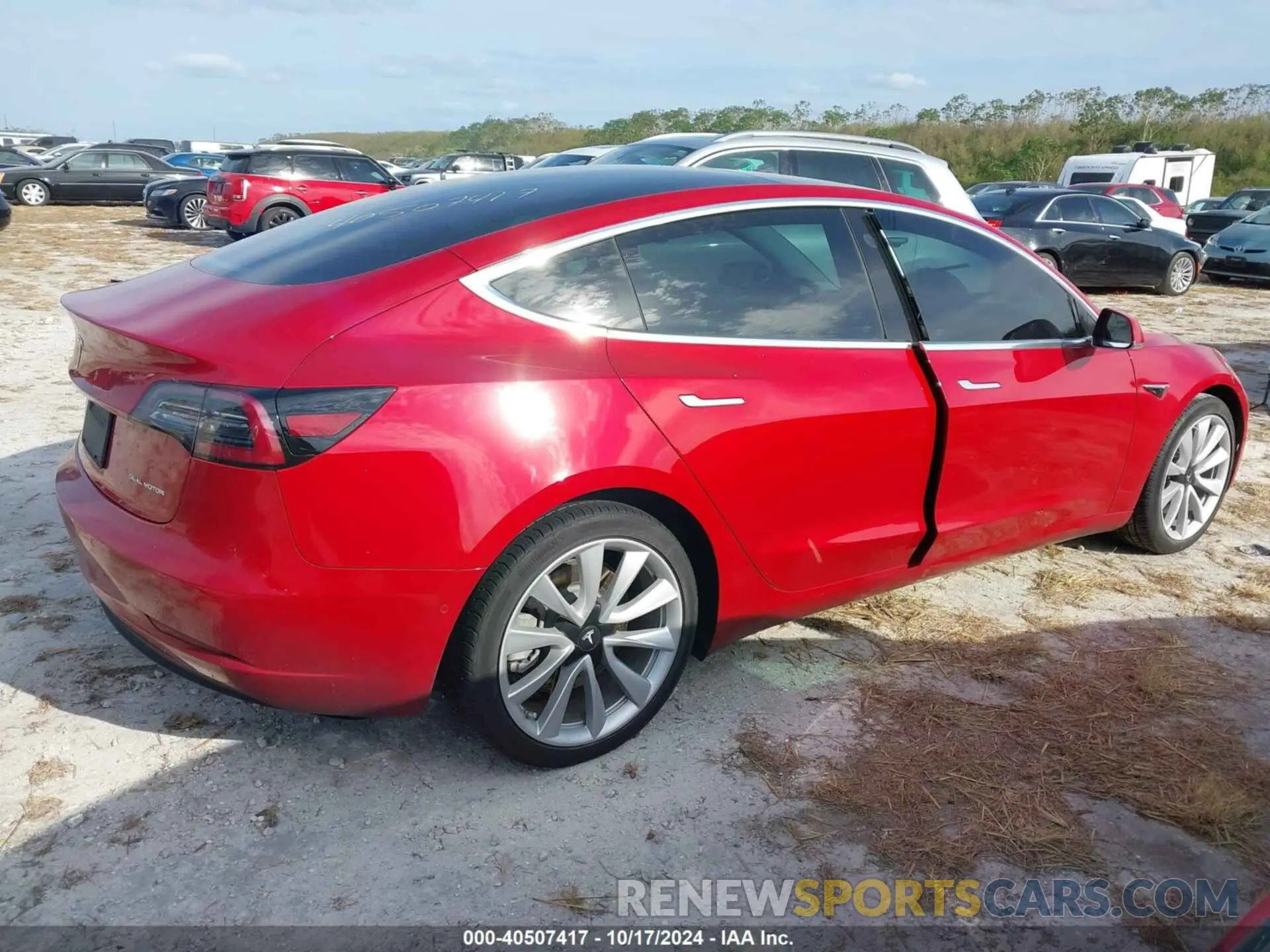 4 fotografías del automóvil dañado 5YJ3E1EB7KF194660 TESLA MODEL 3 2019