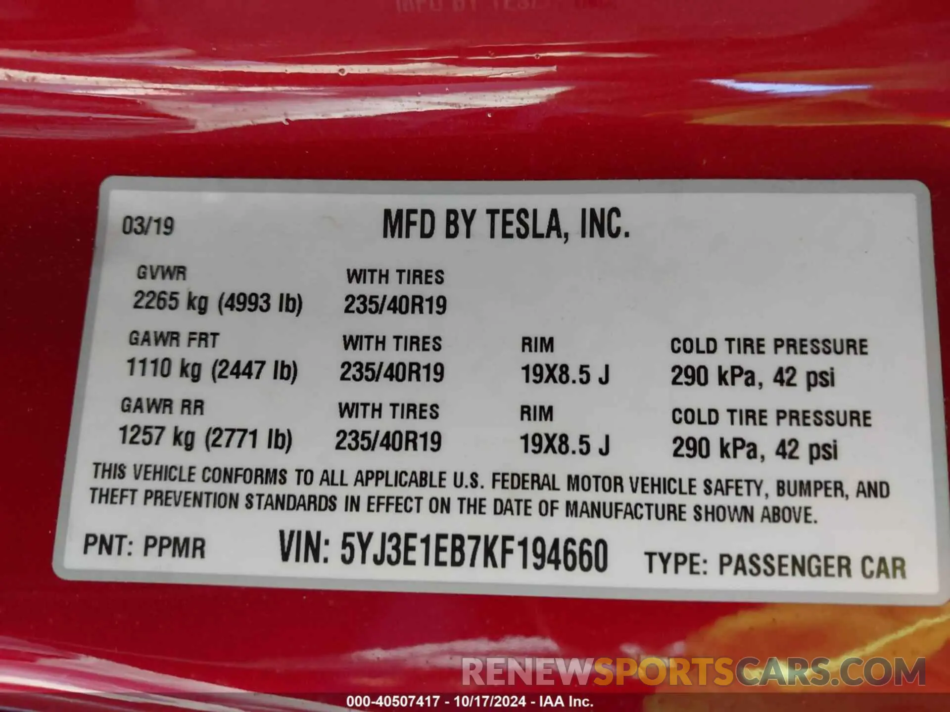 9 fotografías del automóvil dañado 5YJ3E1EB7KF194660 TESLA MODEL 3 2019