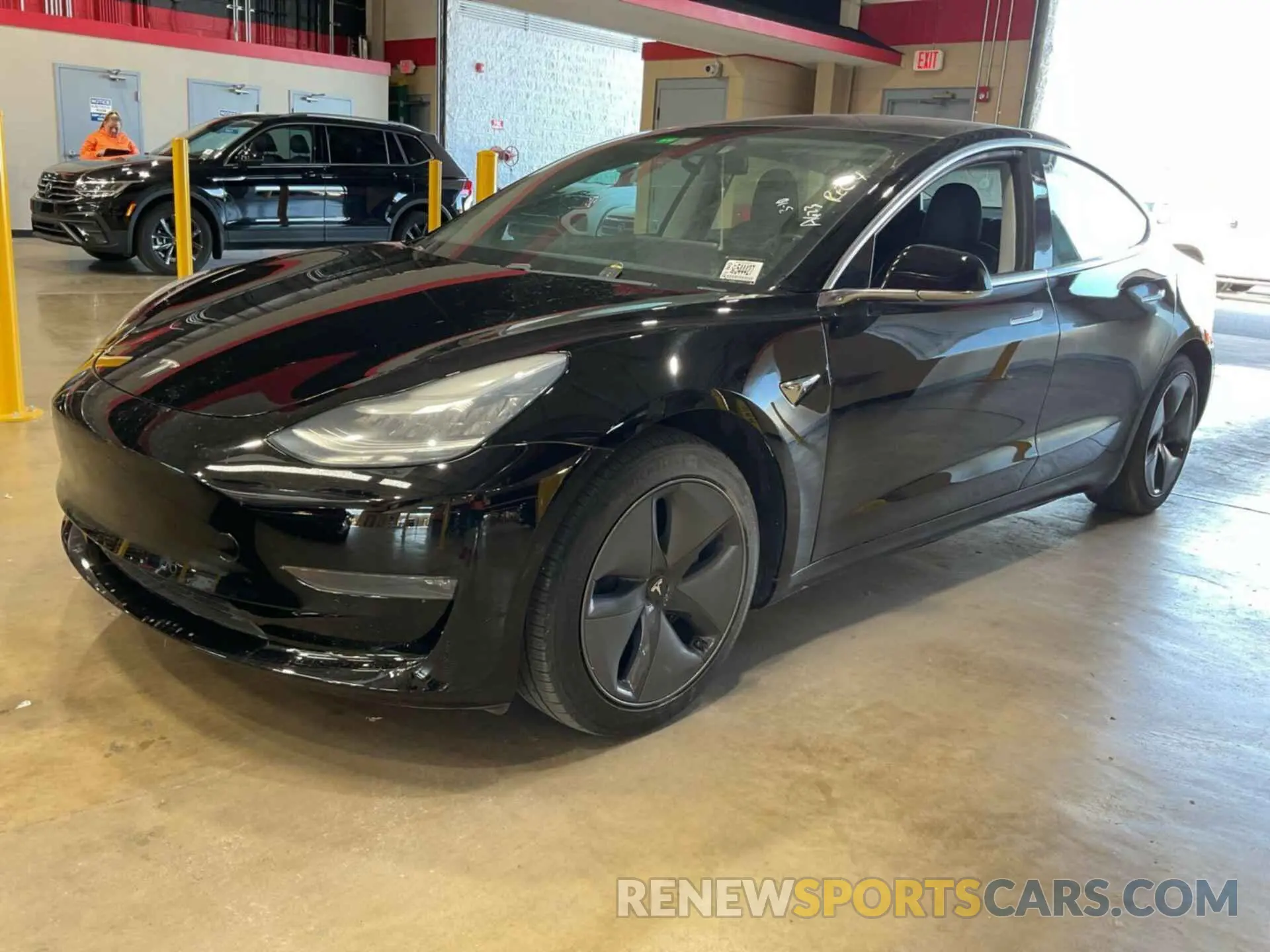 21 fotografías del automóvil dañado 5YJ3E1EB7KF199048 TESLA MODEL 3 2019