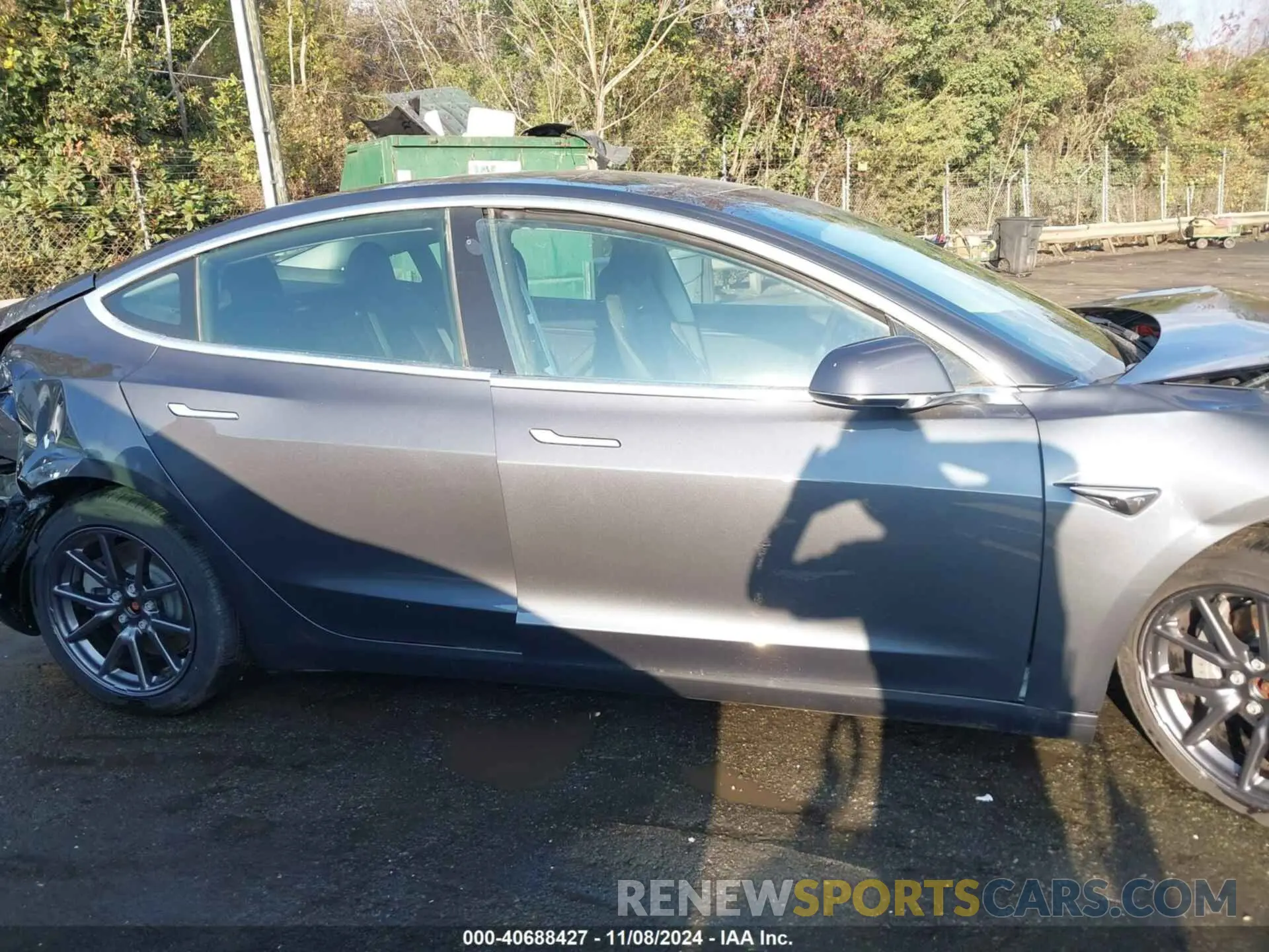 13 fotografías del automóvil dañado 5YJ3E1EB7KF210002 TESLA MODEL 3 2019