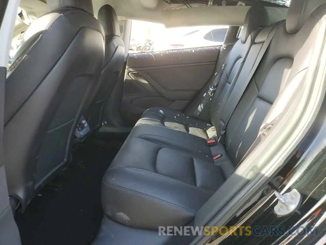 11 fotografías del automóvil dañado 5YJ3E1EB7KF364564 TESLA MODEL 3 2019