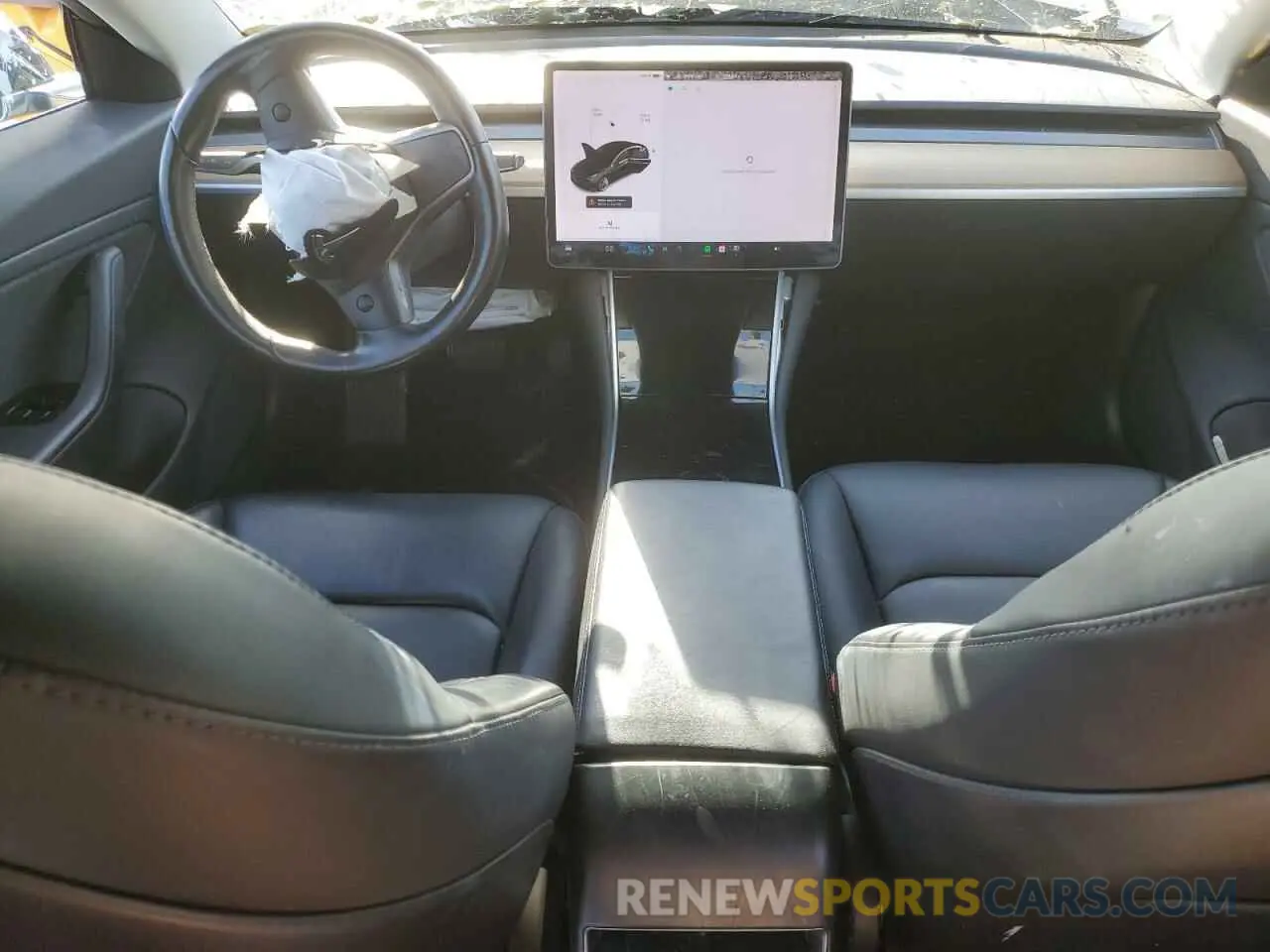 8 fotografías del automóvil dañado 5YJ3E1EB7KF364564 TESLA MODEL 3 2019