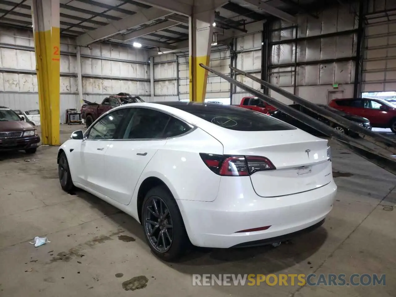 3 fotografías del automóvil dañado 5YJ3E1EB7KF433415 TESLA MODEL 3 2019