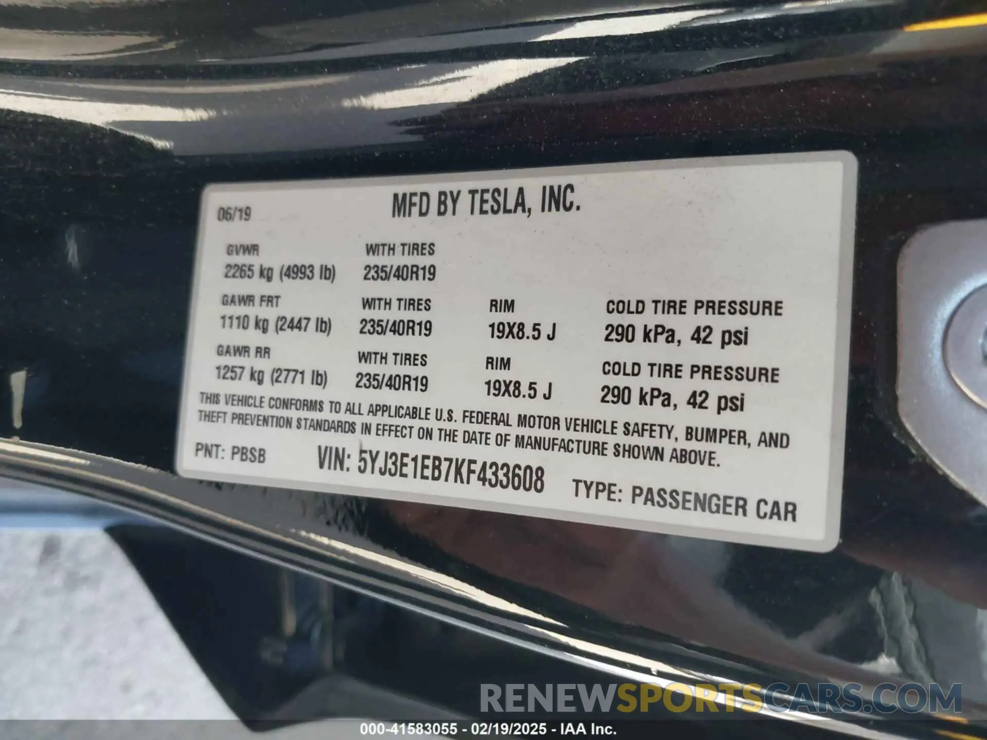 9 fotografías del automóvil dañado 5YJ3E1EB7KF433608 TESLA MODEL 3 2019