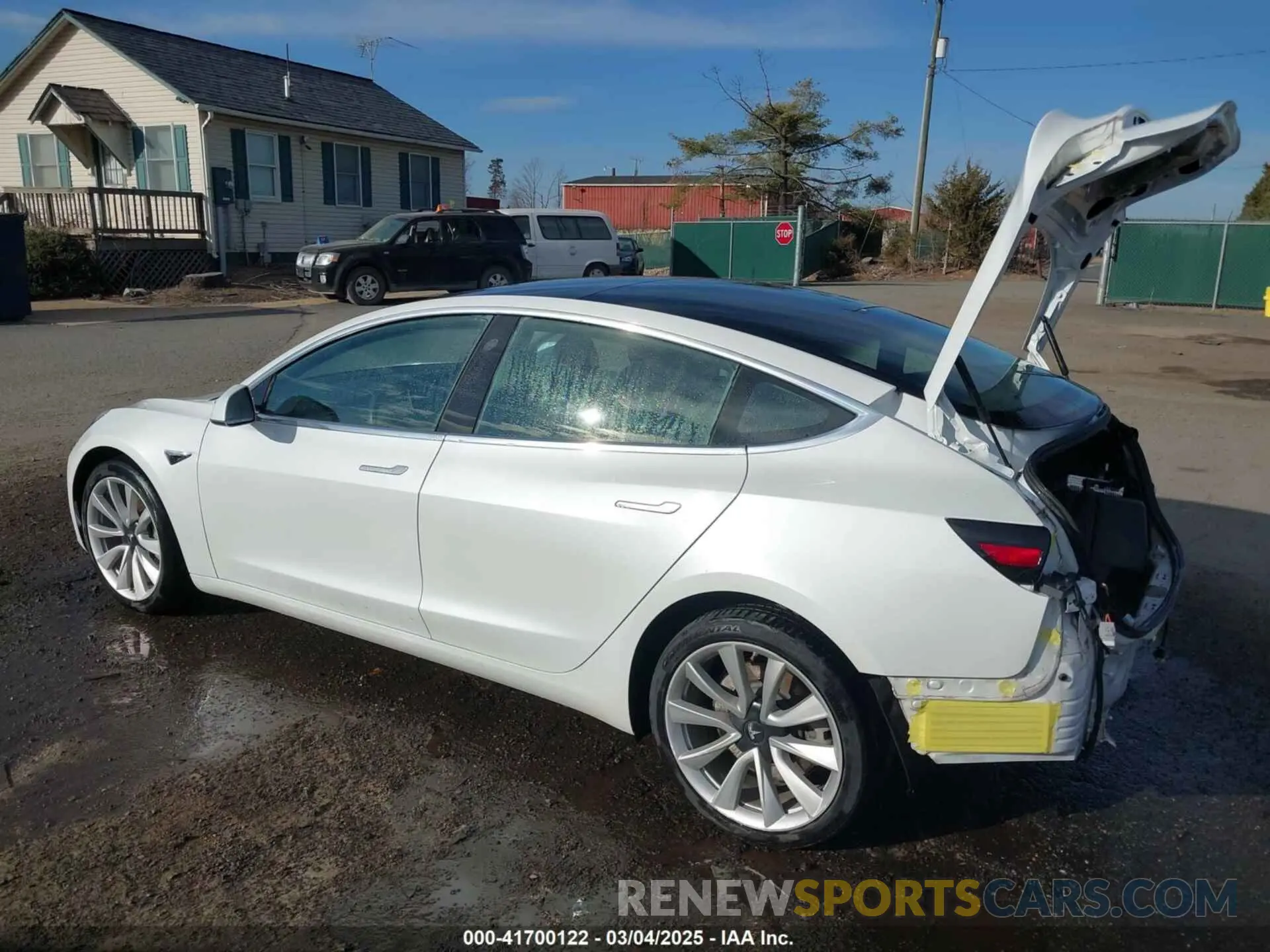 3 fotografías del automóvil dañado 5YJ3E1EB7KF442390 TESLA MODEL 3 2019