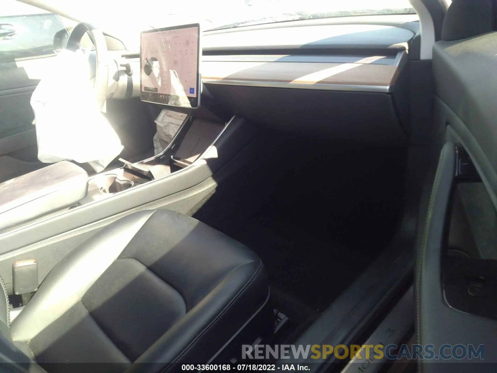 5 fotografías del automóvil dañado 5YJ3E1EB7KF451753 TESLA MODEL 3 2019