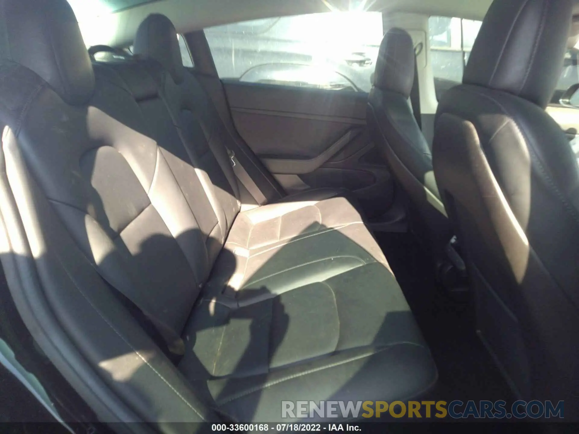8 fotografías del automóvil dañado 5YJ3E1EB7KF451753 TESLA MODEL 3 2019