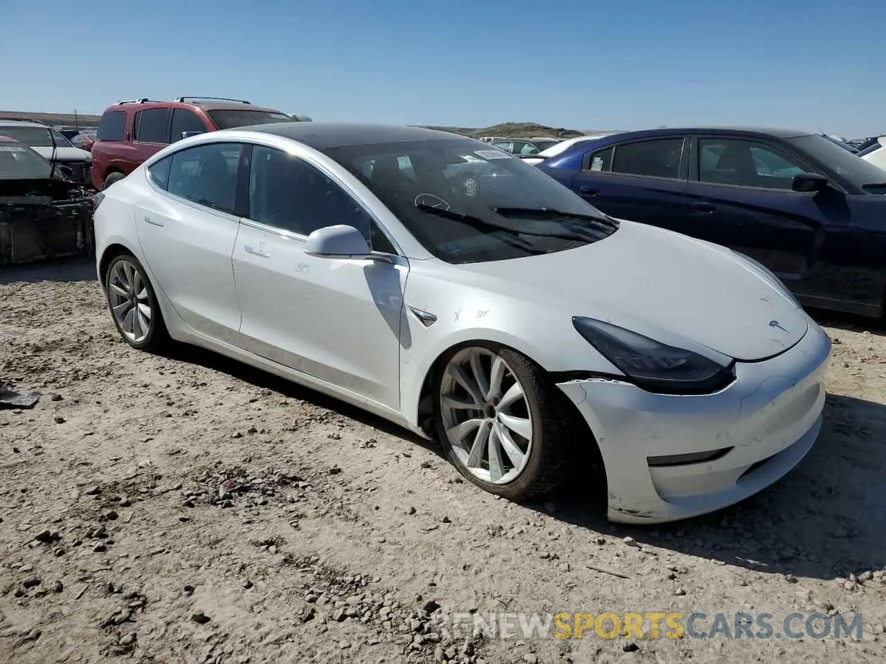 4 fotografías del automóvil dañado 5YJ3E1EB7KF453308 TESLA MODEL 3 2019