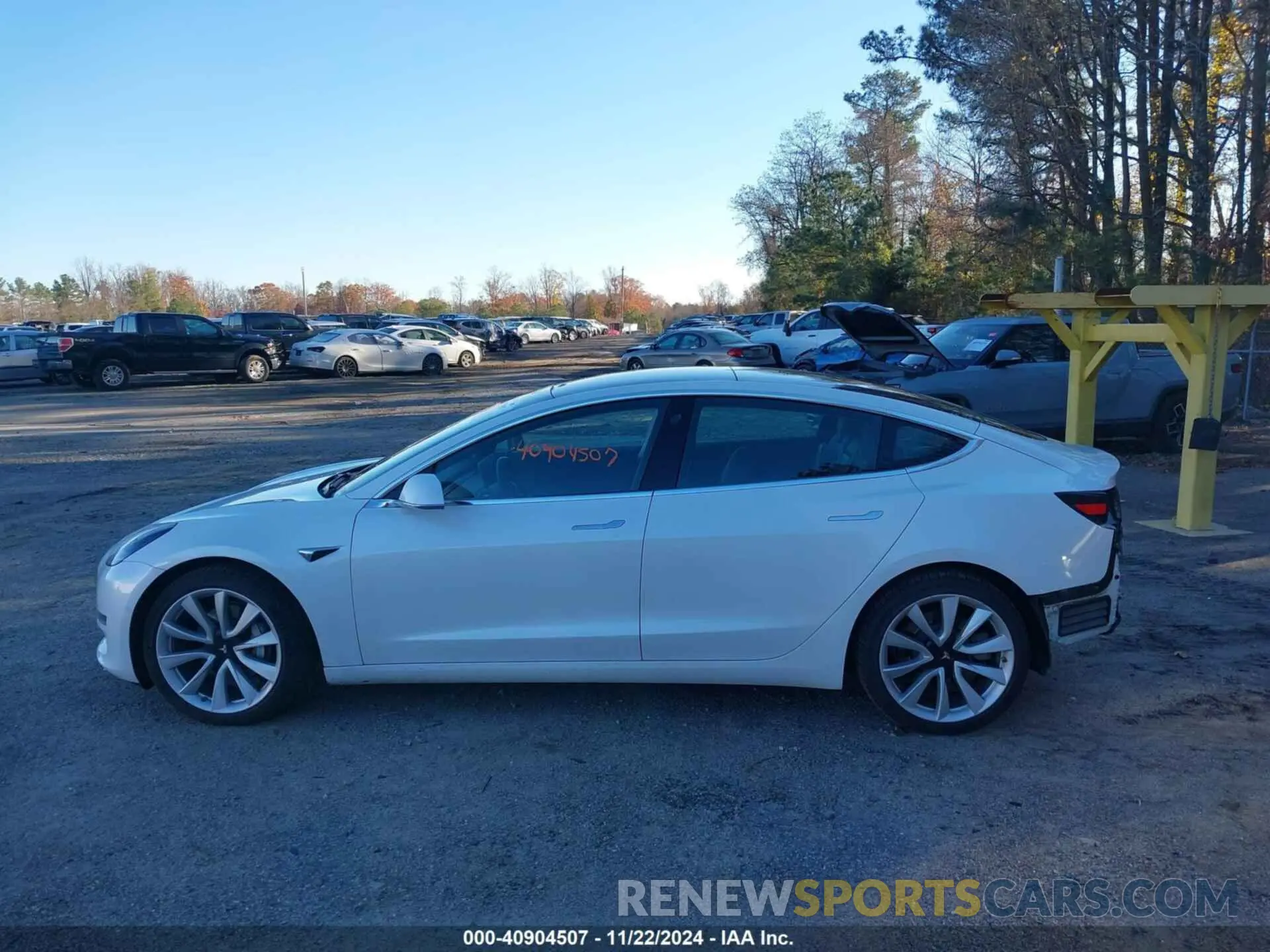 15 fotografías del automóvil dañado 5YJ3E1EB7KF477771 TESLA MODEL 3 2019