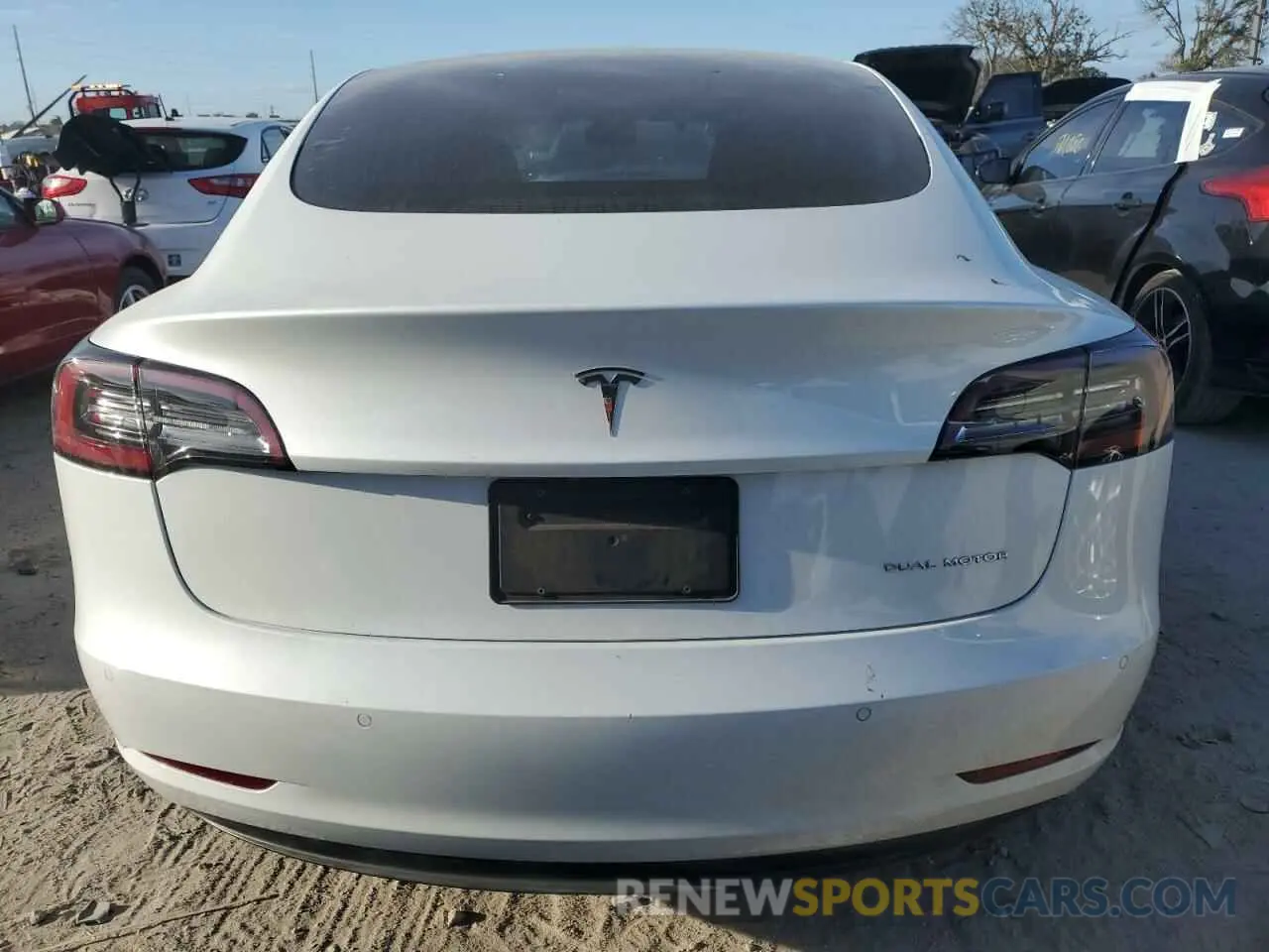 6 fotografías del automóvil dañado 5YJ3E1EB7KF510574 TESLA MODEL 3 2019