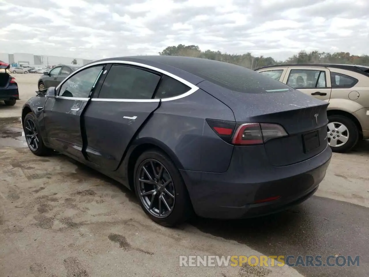 3 fotografías del automóvil dañado 5YJ3E1EB7KF520764 TESLA MODEL 3 2019
