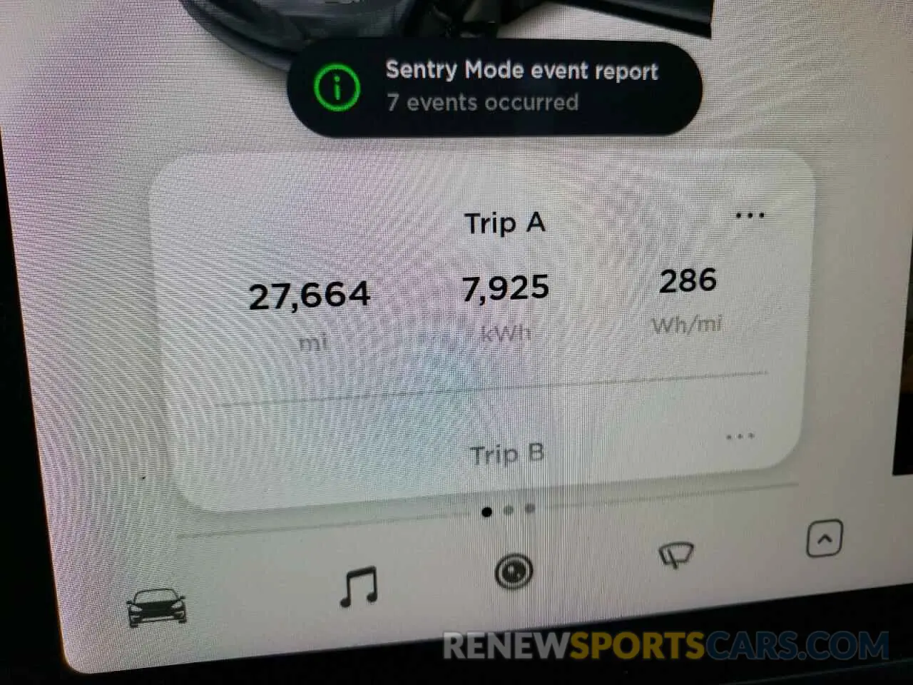 8 fotografías del automóvil dañado 5YJ3E1EB7KF520764 TESLA MODEL 3 2019