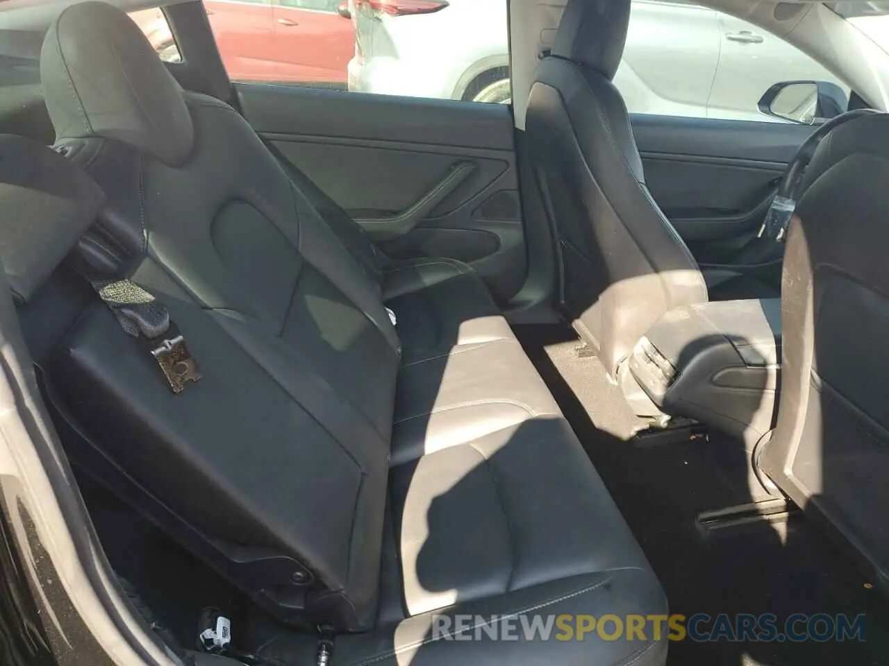 10 fotografías del automóvil dañado 5YJ3E1EB8KF197194 TESLA MODEL 3 2019