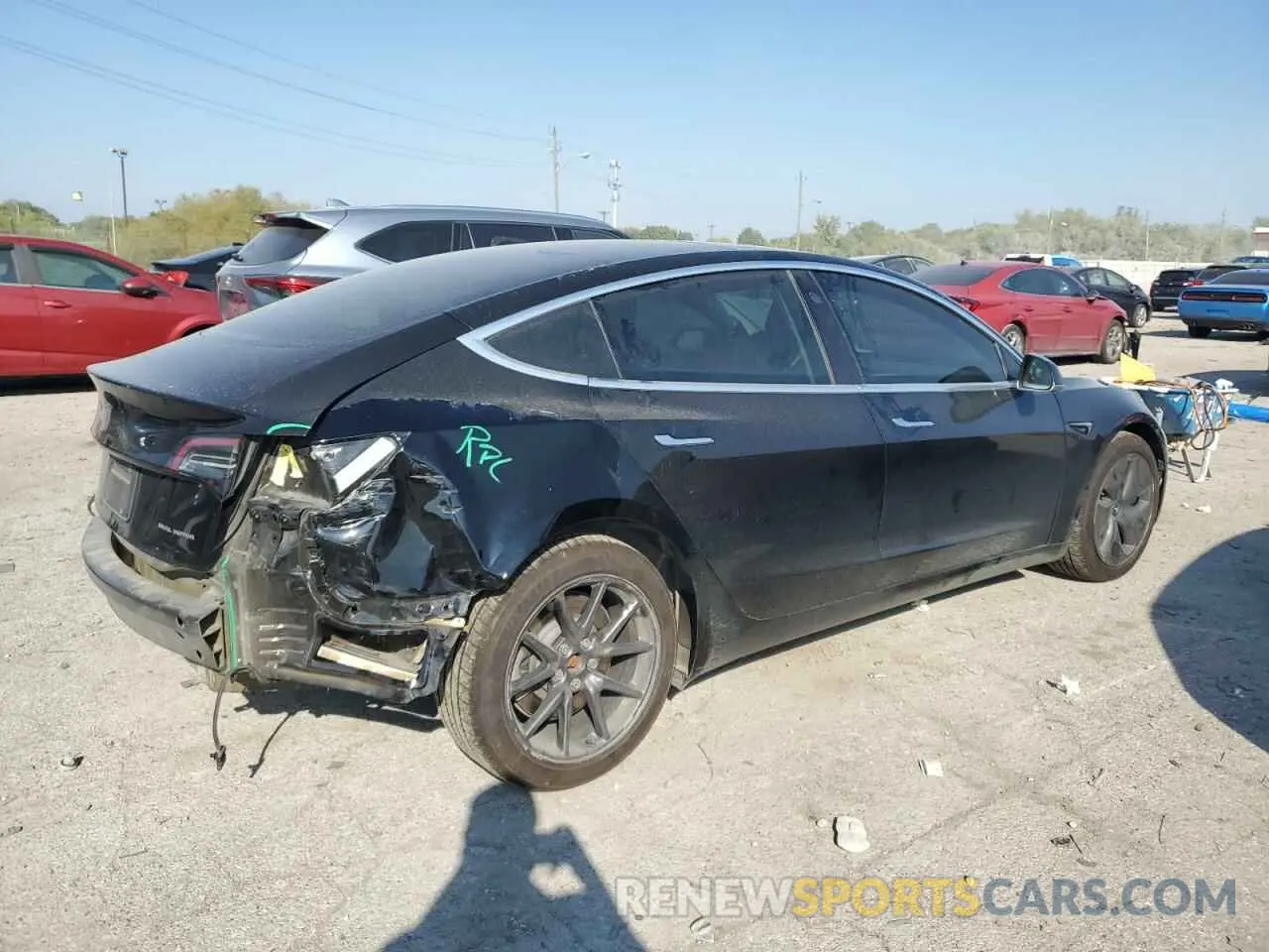 3 fotografías del automóvil dañado 5YJ3E1EB8KF197194 TESLA MODEL 3 2019