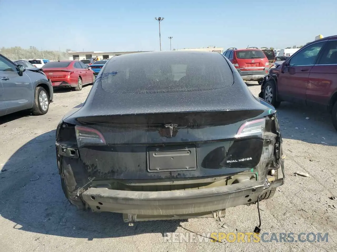 6 fotografías del automóvil dañado 5YJ3E1EB8KF197194 TESLA MODEL 3 2019
