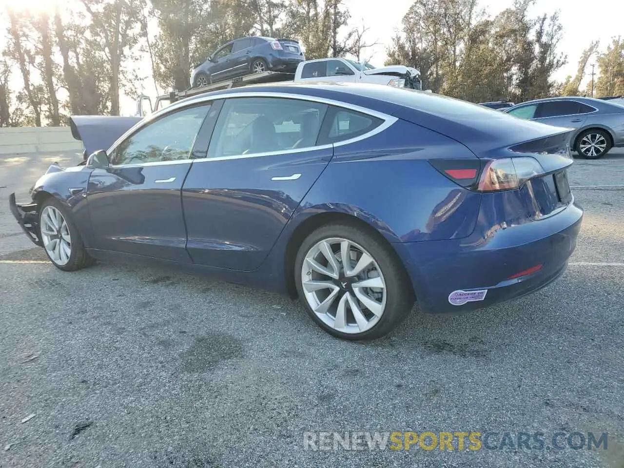 2 fotografías del automóvil dañado 5YJ3E1EB8KF406613 TESLA MODEL 3 2019