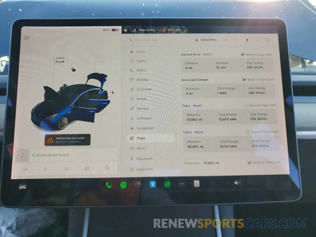 9 fotografías del automóvil dañado 5YJ3E1EB8KF406613 TESLA MODEL 3 2019