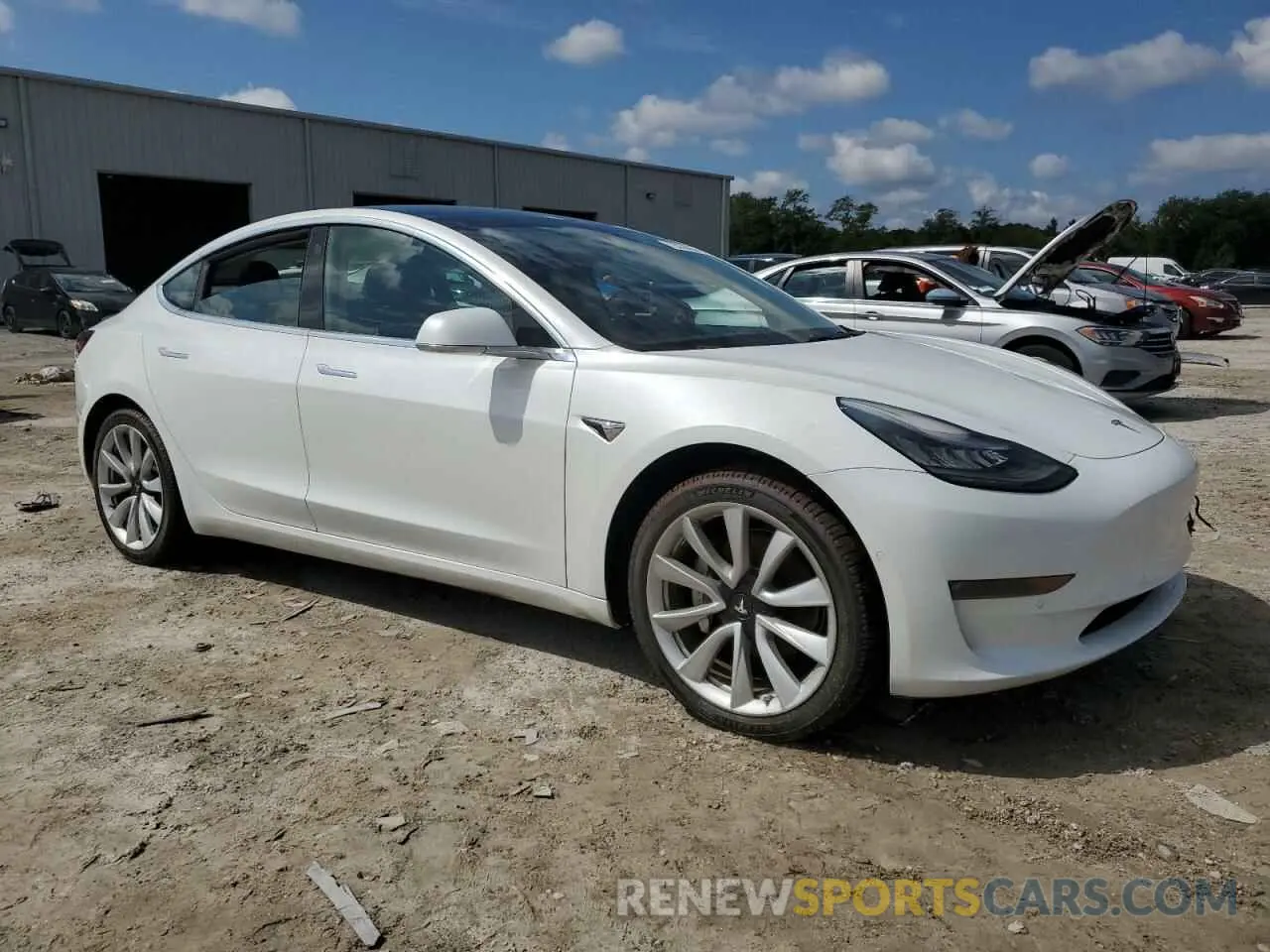 4 fotografías del automóvil dañado 5YJ3E1EB8KF415179 TESLA MODEL 3 2019