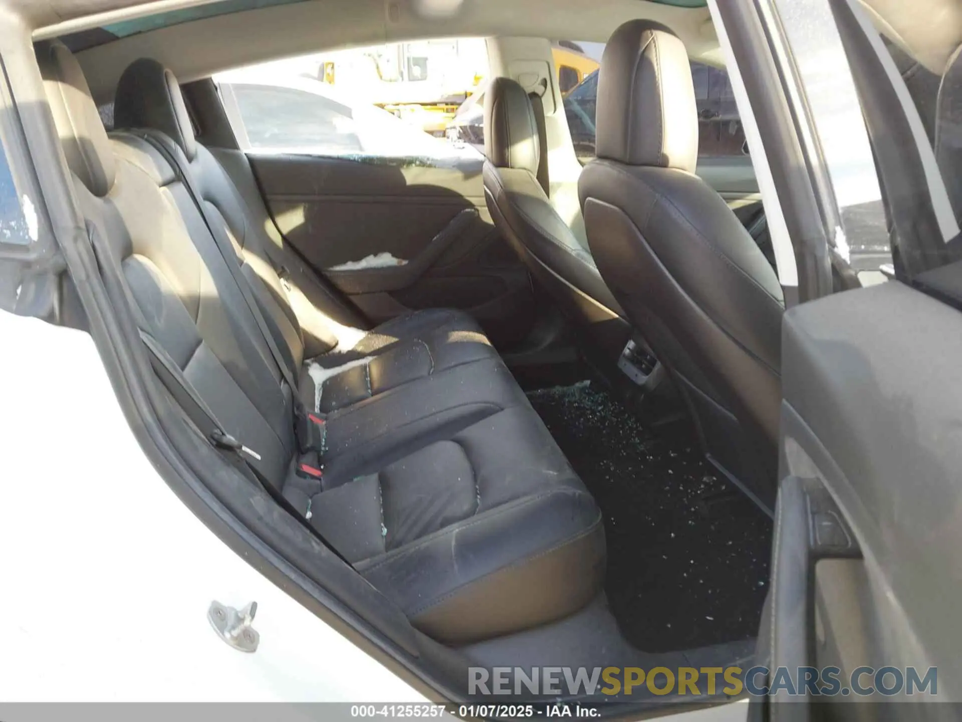 8 fotografías del automóvil dañado 5YJ3E1EB8KF454161 TESLA MODEL 3 2019