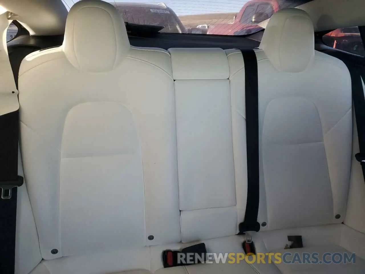 11 fotografías del automóvil dañado 5YJ3E1EB8KF477004 TESLA MODEL 3 2019