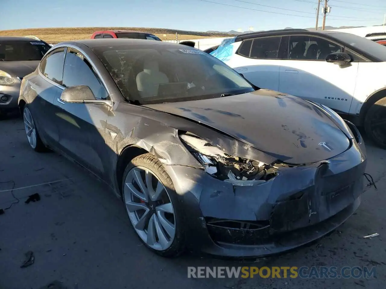 4 fotografías del automóvil dañado 5YJ3E1EB8KF477004 TESLA MODEL 3 2019