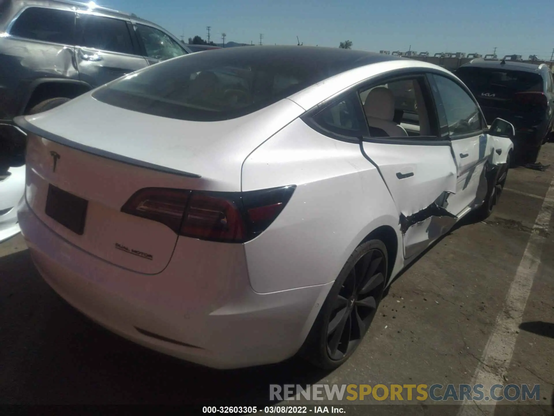 4 fotografías del automóvil dañado 5YJ3E1EB8KF514634 TESLA MODEL 3 2019