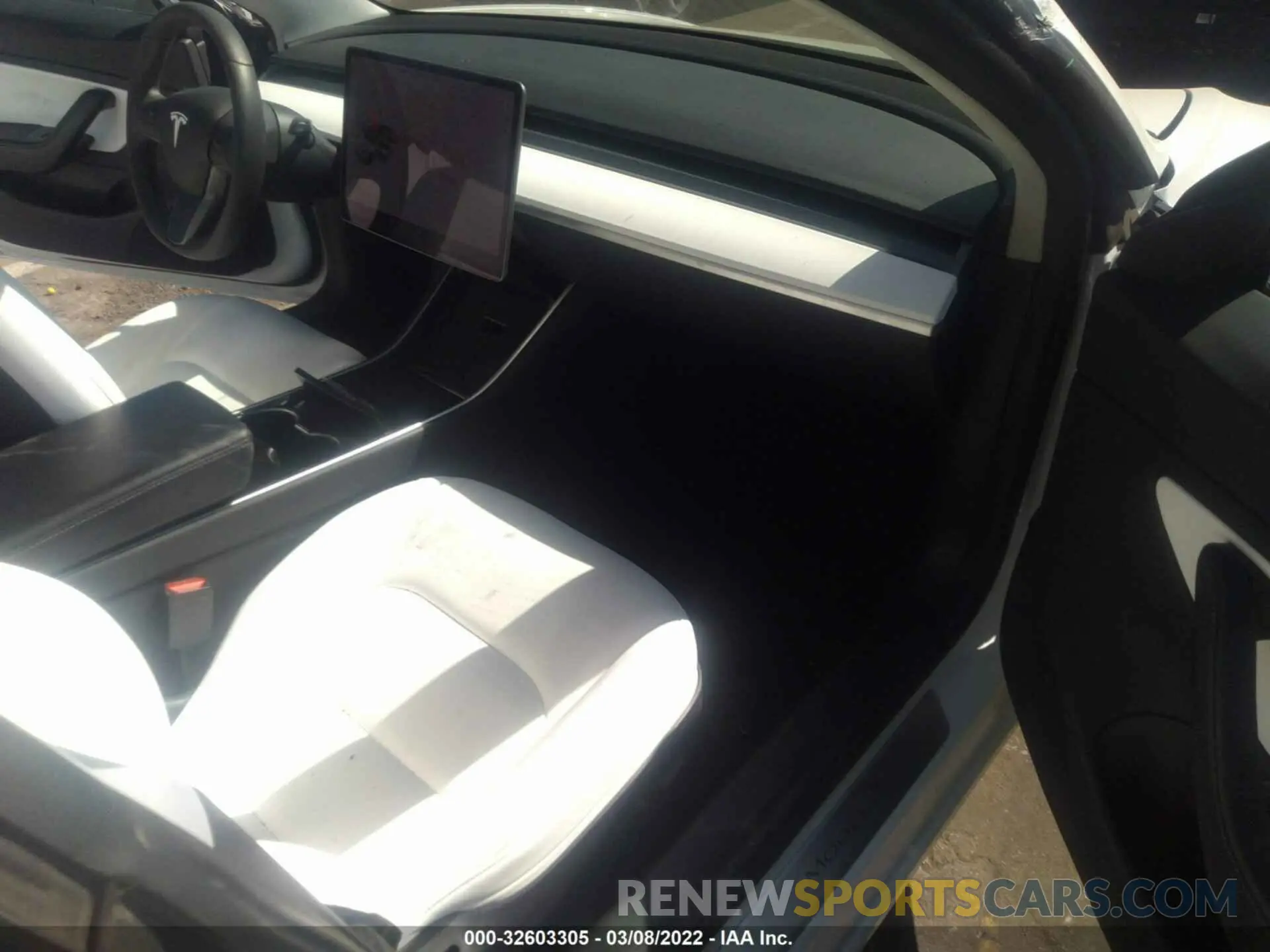 5 fotografías del automóvil dañado 5YJ3E1EB8KF514634 TESLA MODEL 3 2019