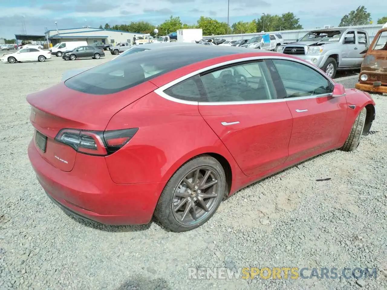 4 fotografías del automóvil dañado 5YJ3E1EB9KF193896 TESLA MODEL 3 2019
