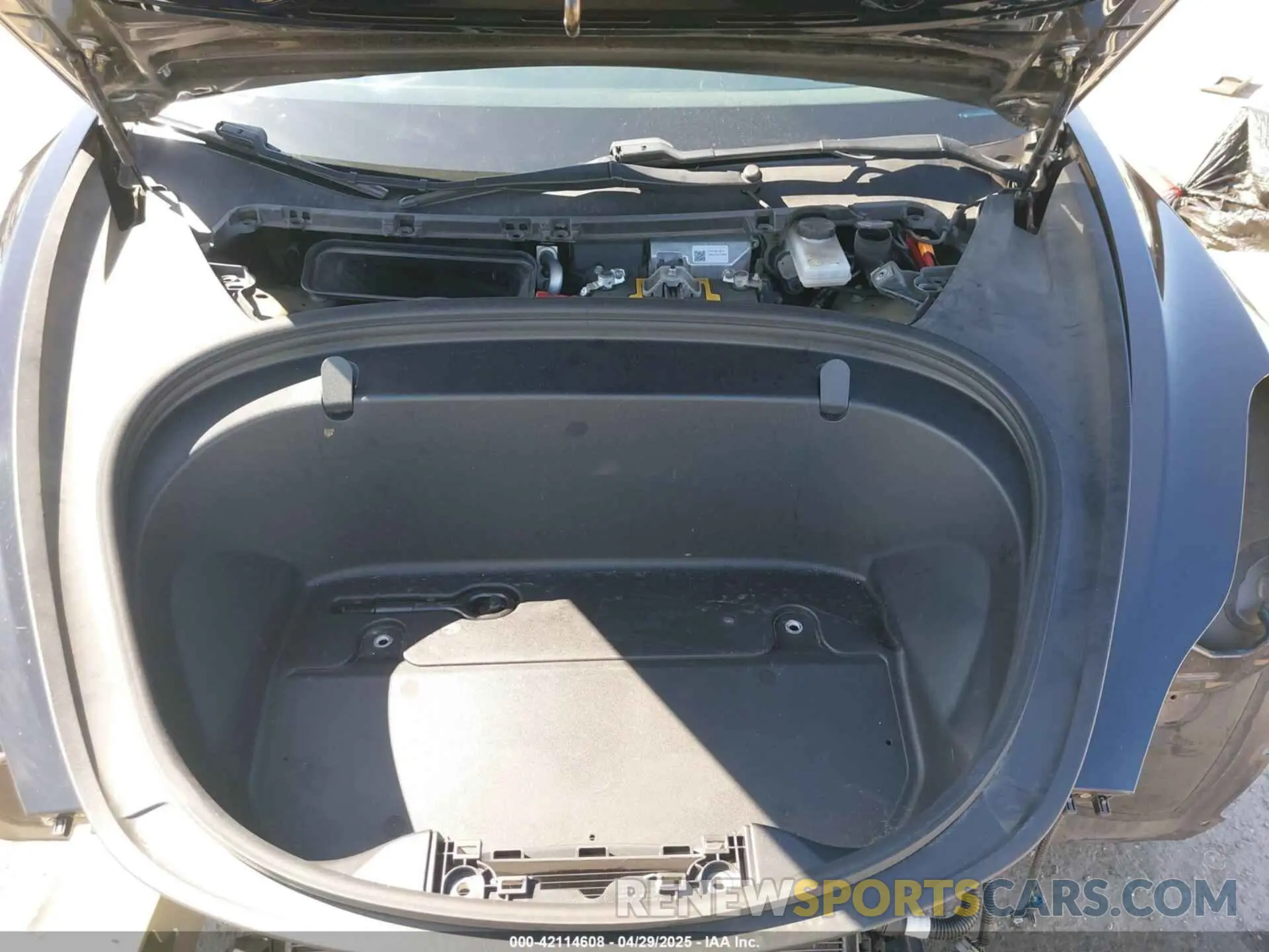 10 fotografías del automóvil dañado 5YJ3E1EB9KF231742 TESLA MODEL 3 2019