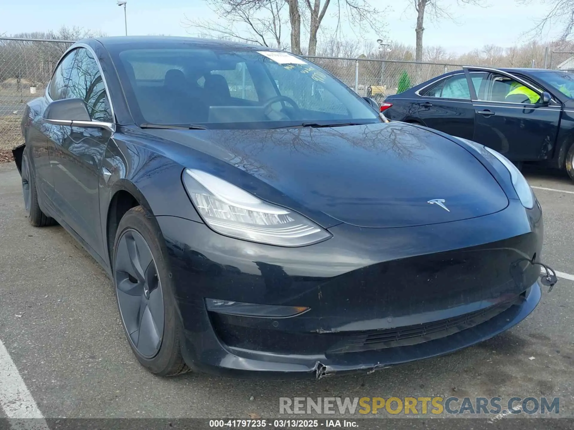 1 fotografías del automóvil dañado 5YJ3E1EB9KF359270 TESLA MODEL 3 2019