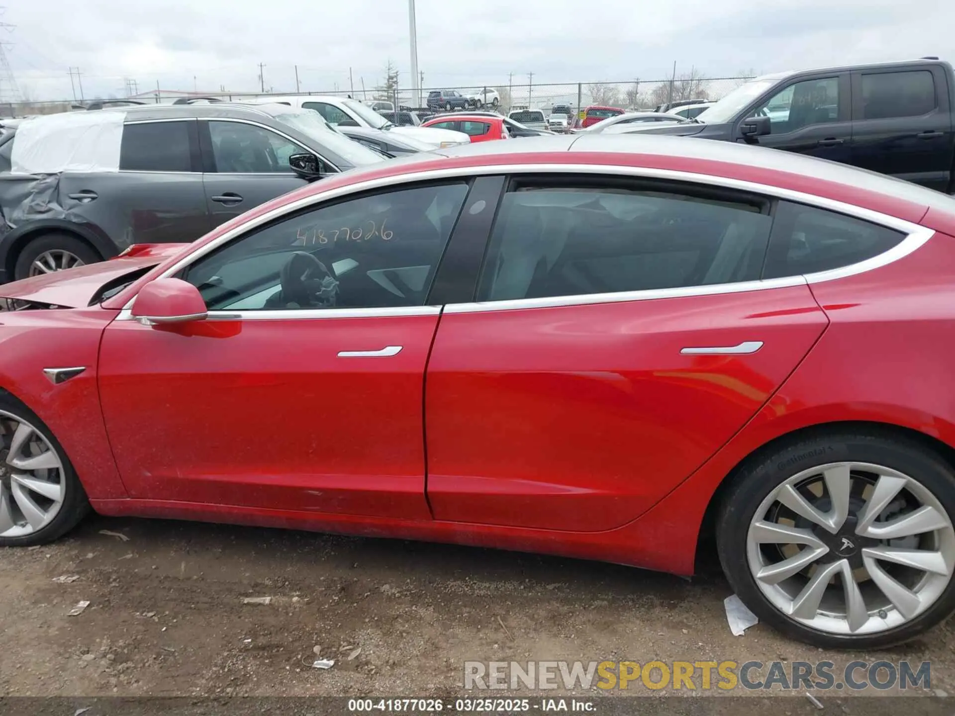 14 fotografías del automóvil dañado 5YJ3E1EB9KF365960 TESLA MODEL 3 2019