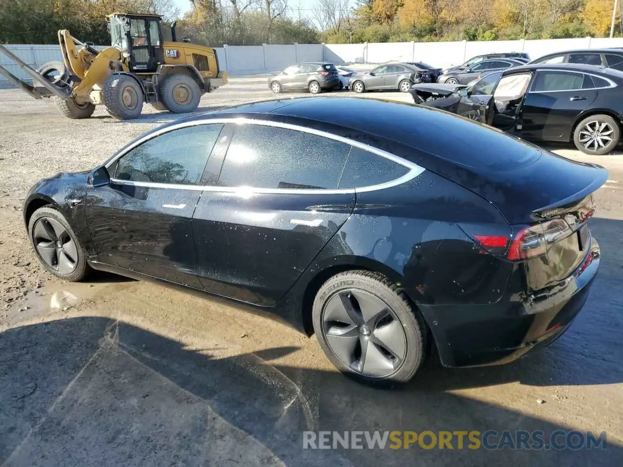 2 fotografías del automóvil dañado 5YJ3E1EB9KF384282 TESLA MODEL 3 2019